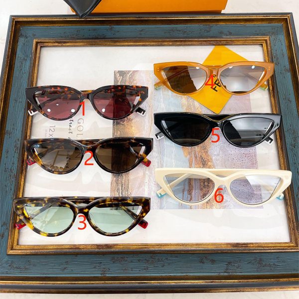 Fendi eyeglasses 40009I
