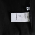 4E57D042-4ABB-CDAD-E916-81B6027EE074-1