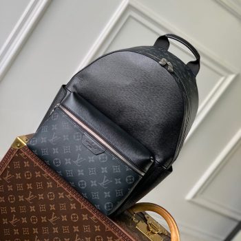 Louis Vuitton Discovery Backpack M31033 29*38*20cm