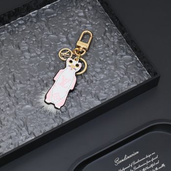 Louis Vuitton Keychain M01563