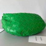 8C400981-9E95-1239-BCB0-663563464834
