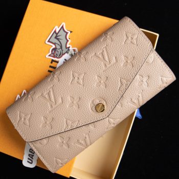 Louis Vuitton Wallets M82256 19*10.5*2cm