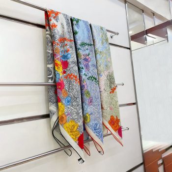 Hermes Retour a la Nature shawl 140*140cm