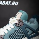 ABB0D5B8-AEC9-7008-8372-24B2B542B37A