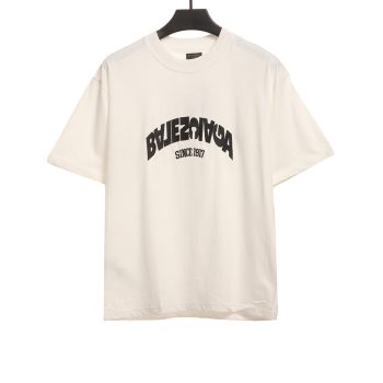 Balenciaga reverse embroidered lettering short sleeves