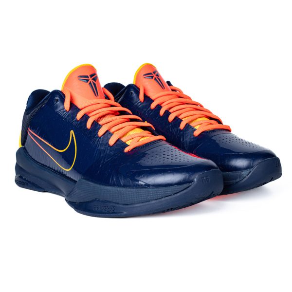 Caitlin Clark & Zoom Kobe 5 Protro 'Indiana Fever' - Image 4