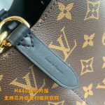BDAC3266-D7E4-DC6C-588E-8705F5F0009A-1