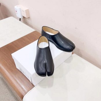 Maison Margiela Tabi Babouche Mules