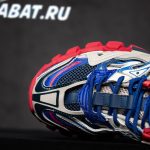 81033B2B-B233-EF00-33BA-504233D0BC98