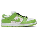 SUPREME X DUNK LOW OG SB QS 'MEAN GREEN'