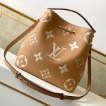 Louis Vuitton Bags M45080 26*26*17.5cm