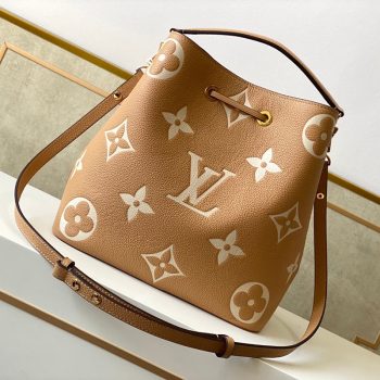 Louis Vuitton Bags M45080 26*26*17.5cm