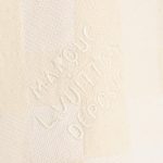 1F7033E8-BE8D-308A-8237-5A8D0862089E